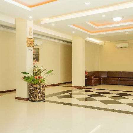 Hokkie Hotel Punggur Kabil Nongsa Batam Esterno foto