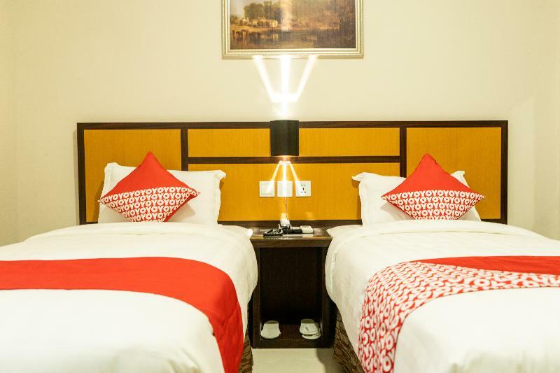 Hokkie Hotel Punggur Kabil Nongsa Batam Esterno foto